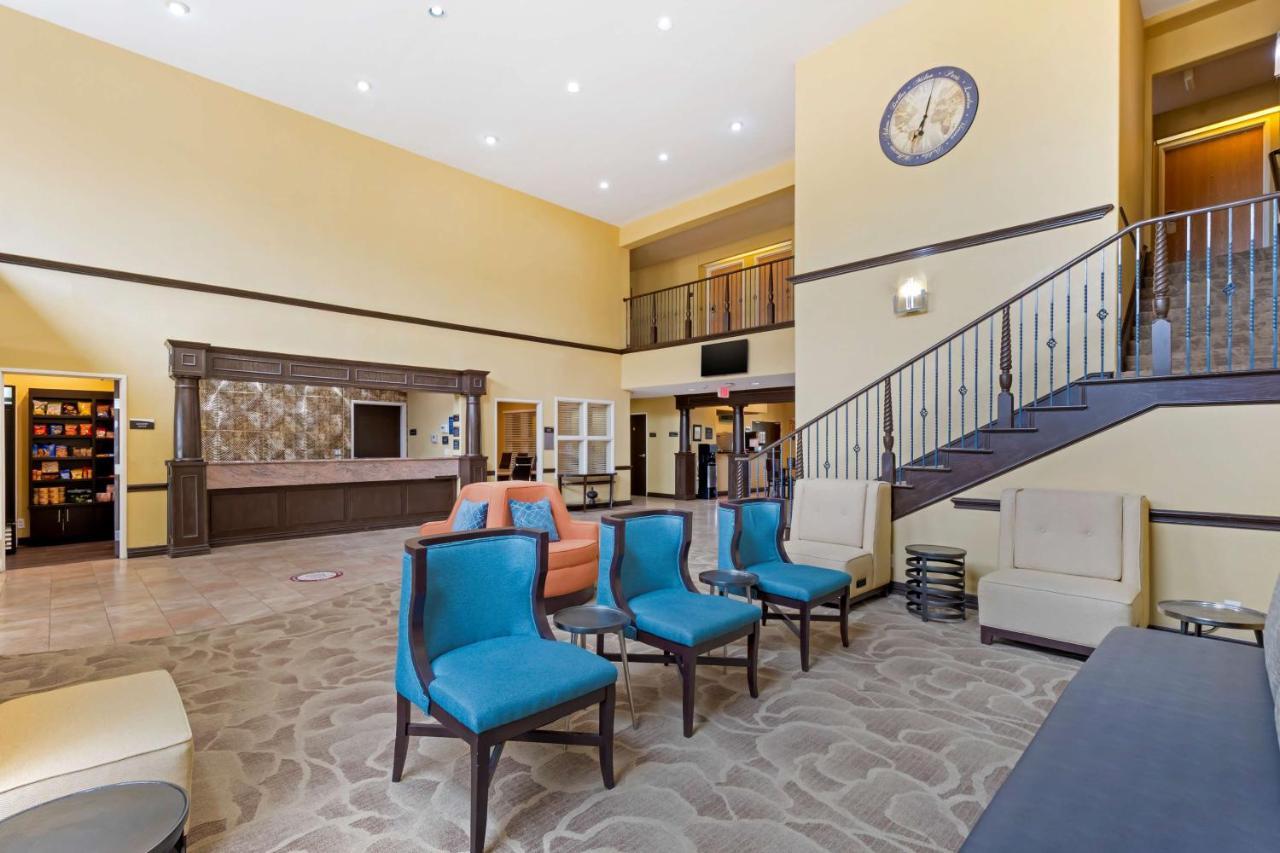 Western Dfw Airport Hotel 3*