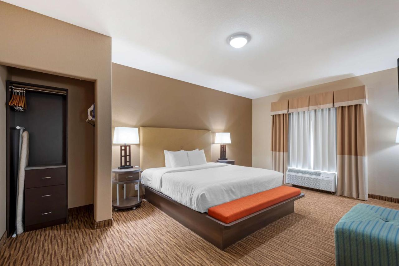 Hotel Western Dfw Airport 3*