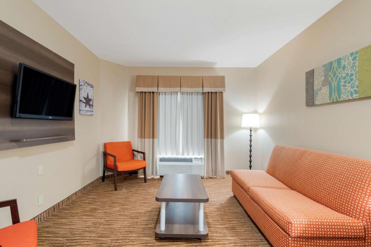 Best Western Plus Dfw Airport Hotel 3*