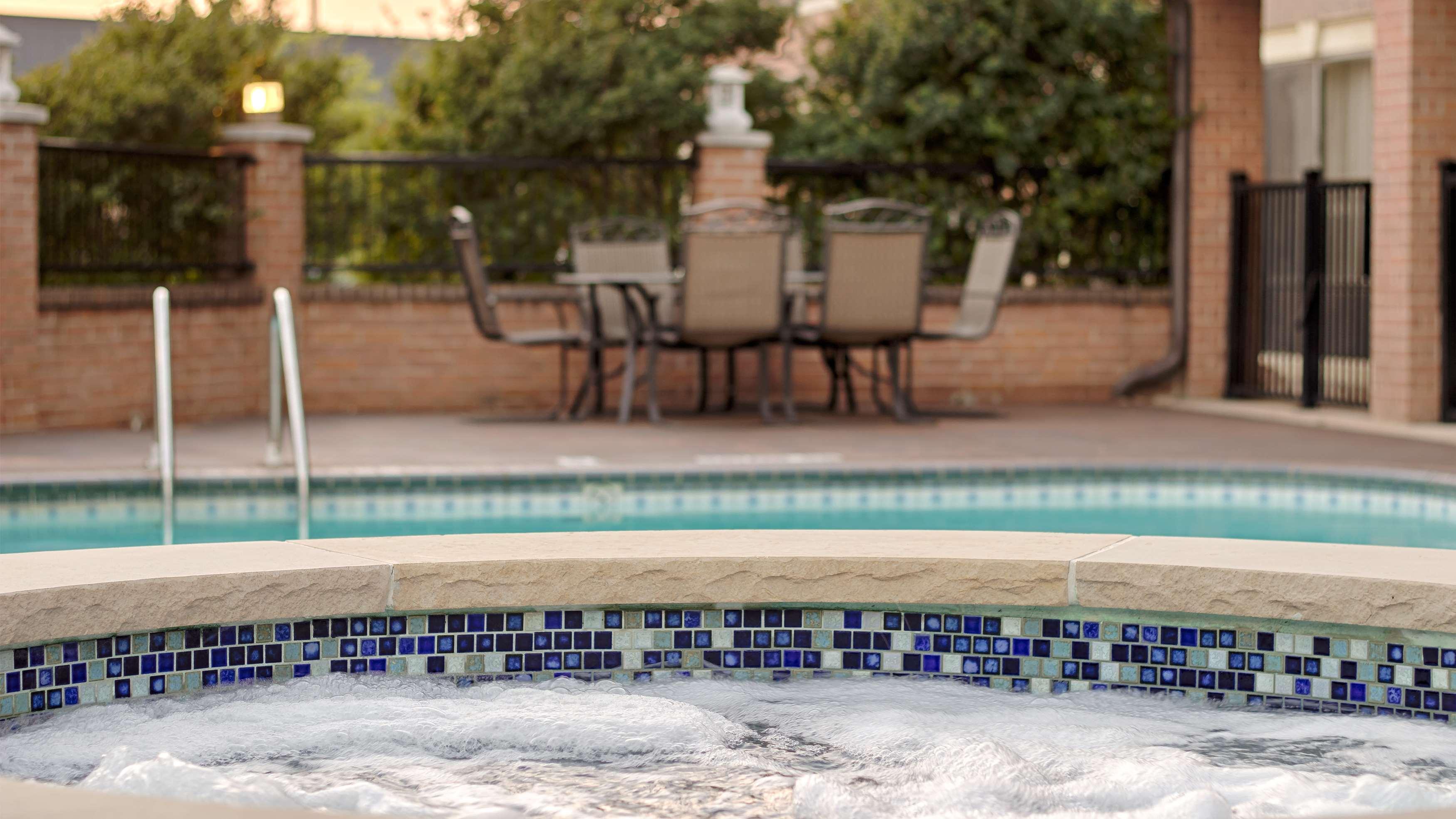 Hotel Western Dfw Airport 3*