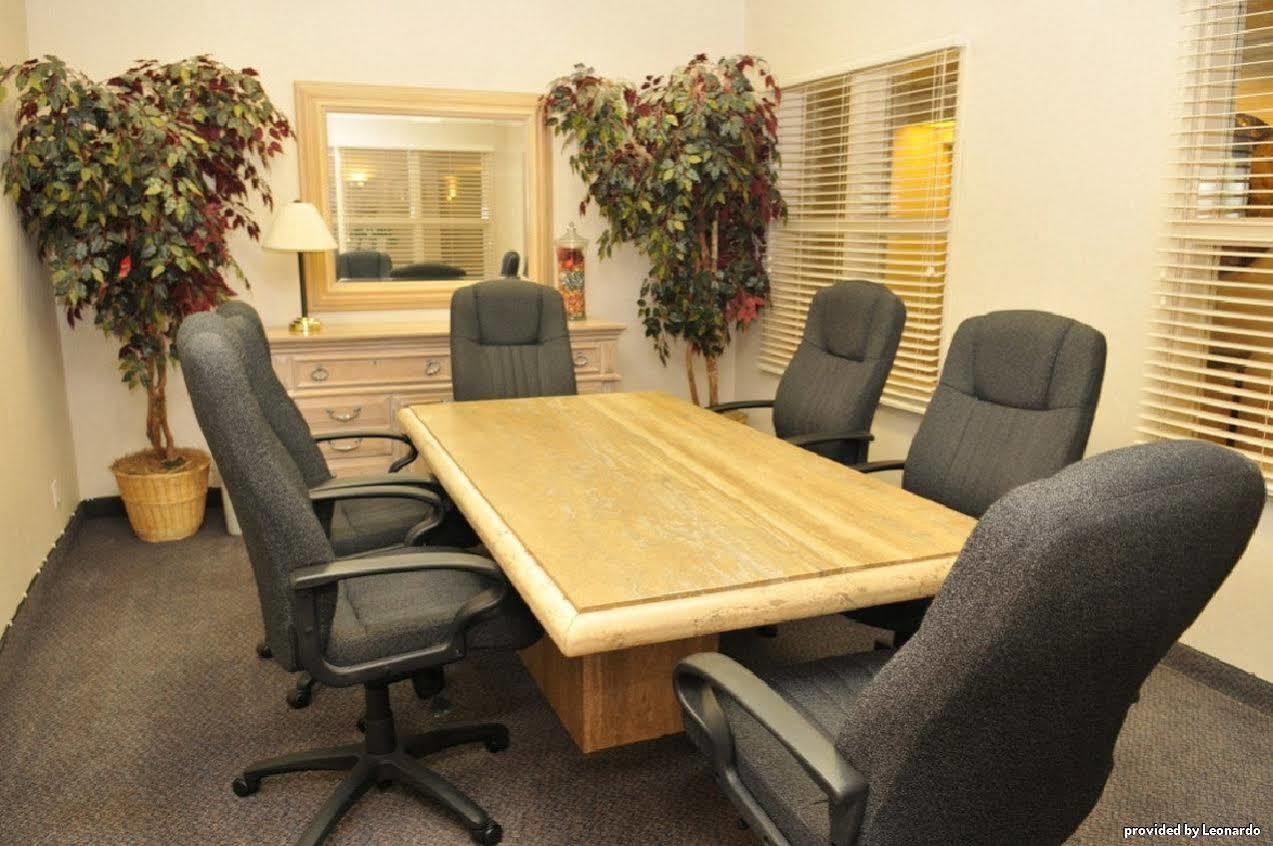 Western Dfw Airport Hotel 3*